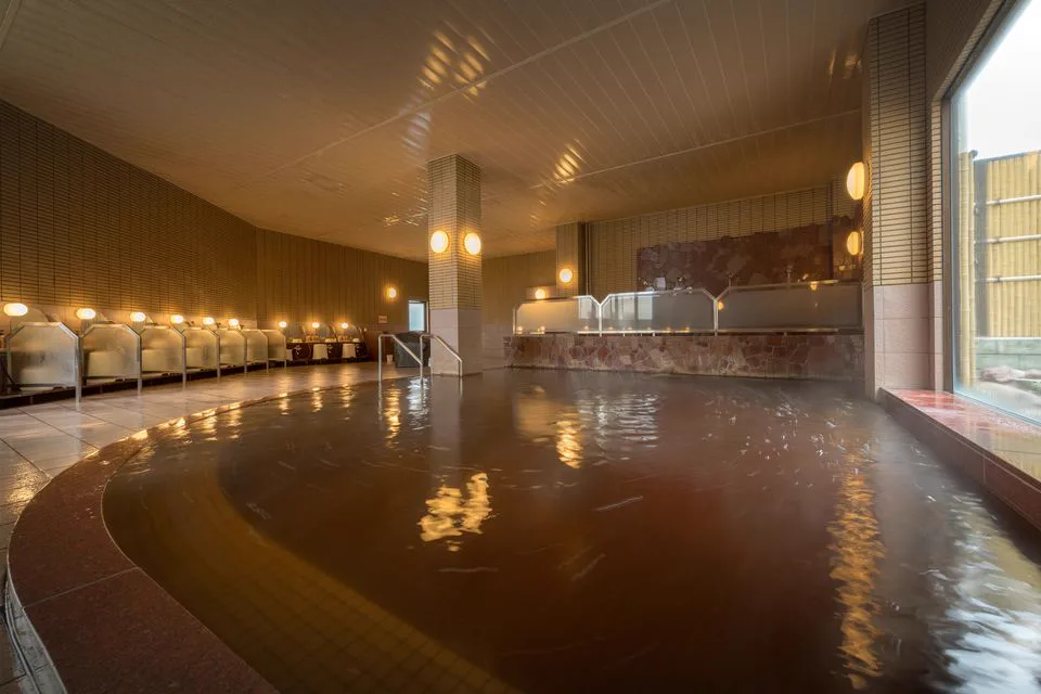 Indoor Moor-water bath in Tokachigawa Onsen