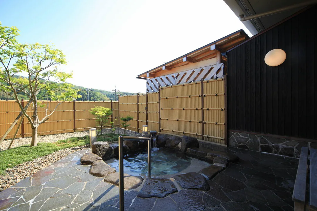 Three Day-Use Onsen Around Matsue, Compared