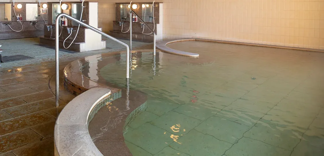 Outdoor bathing area at Panorama no Yu