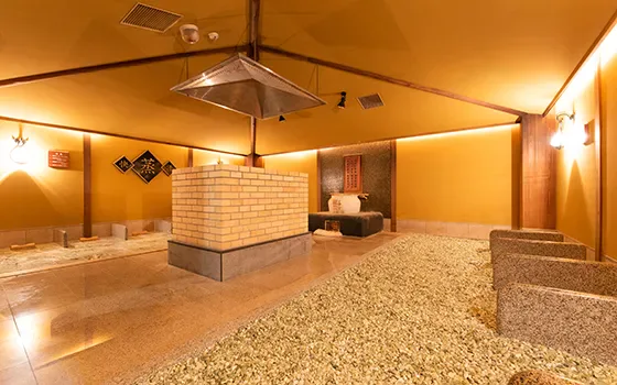 Private relaxation room at Ibusuki Kokoro no Yu, separate from the gender-separated public baths