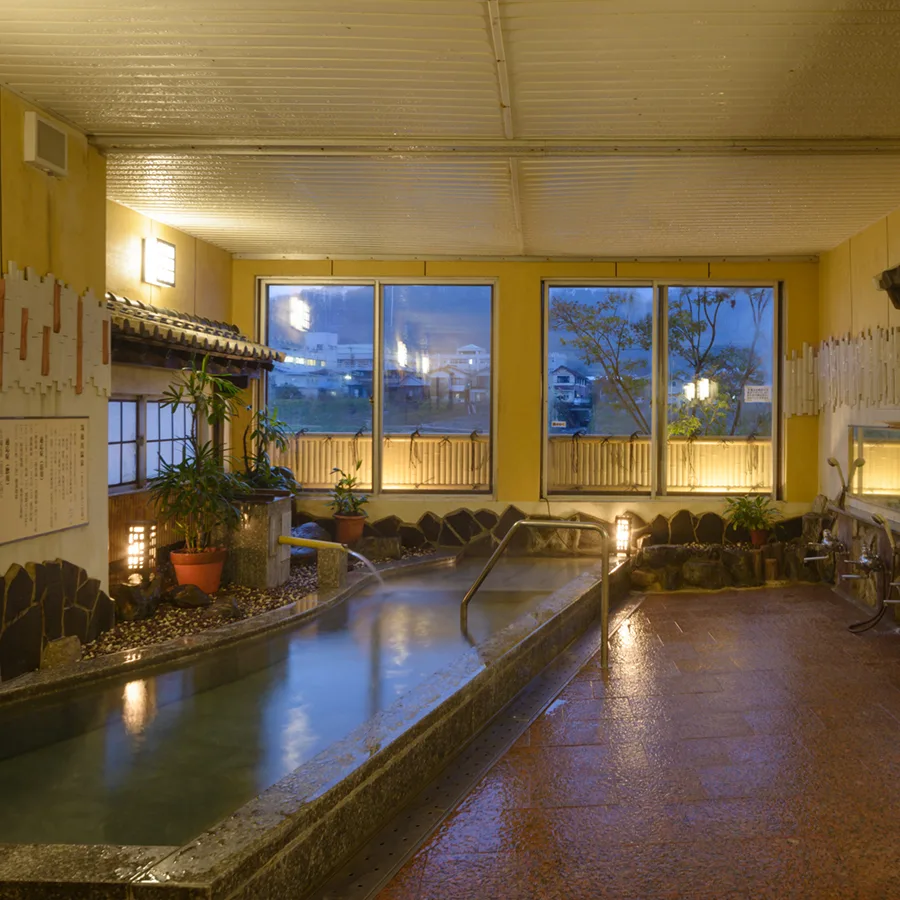 Chōon Falls and Chikugogawa Onsen: A Ukiha Day Trip