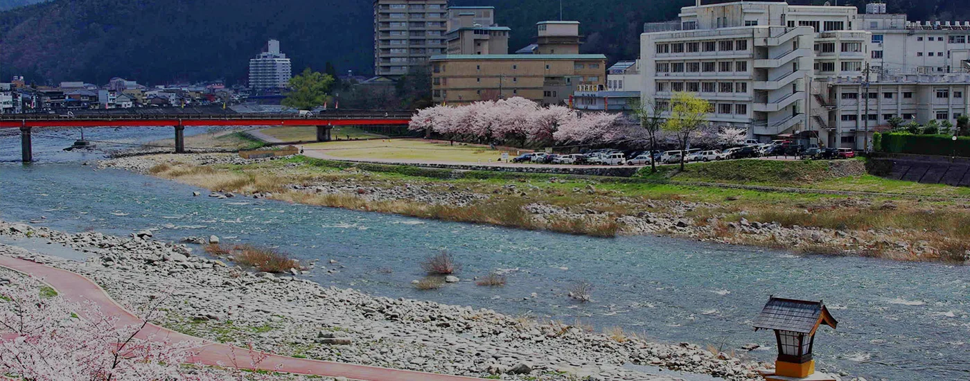 Staying at Fugaku in Gero: River Views, Stairs and a Private Onsen