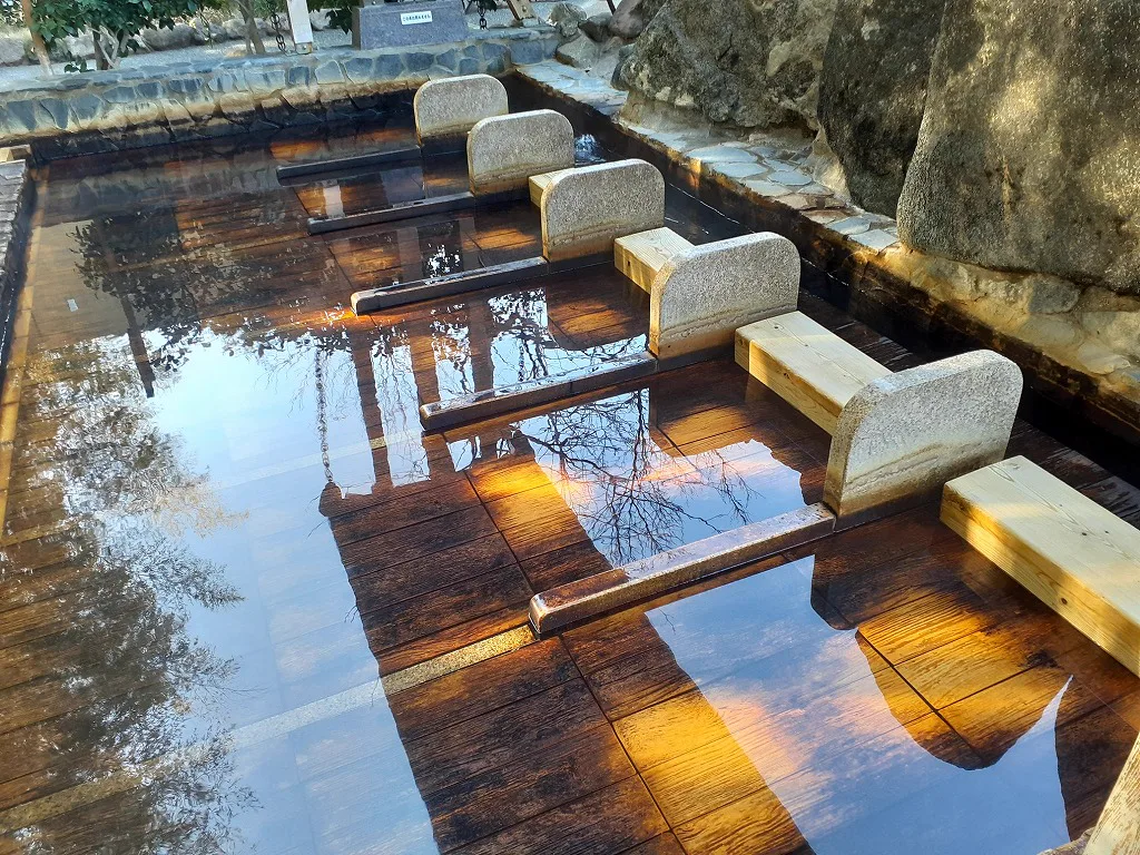 Seiganji Onsen vs Yukemuri Yokocho Omiya: Which Bath Fits Your Day?