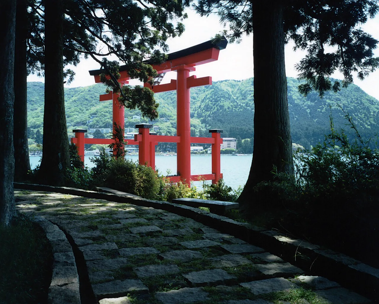 Lake Ashi and the Hakone Shrine torii