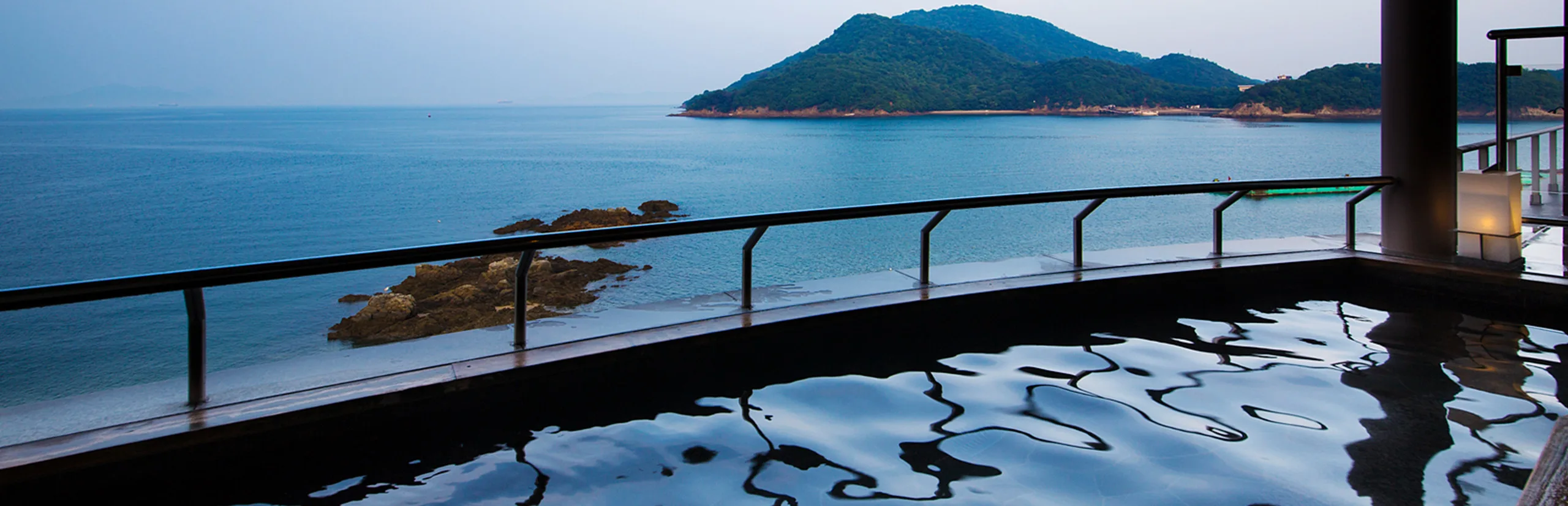 Tomonoura Onsen Day Trip: A Simple Bath, a Ryokan Lunch or an Overnight Stay?