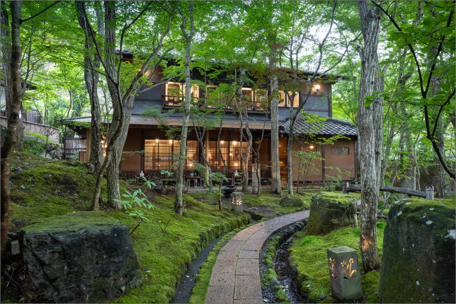 Nihon no Ashitaba in Autumn: Choose the Cottage Before You Book
