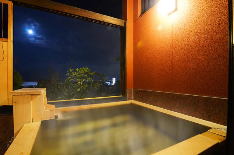 Fubuan in Beppu: Maisonette or Flat Room?