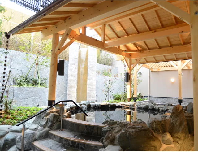 Tsunashima Gen-sen Yukemuri no Sho: Dark Onsen Water, Prices and How to Get There