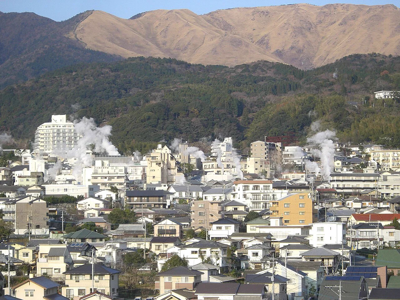 A Solo Onsen Trip in Kyushu: Where to Go and What to Book First