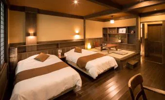 The women’s outdoor bath at Ryokan Wakaba