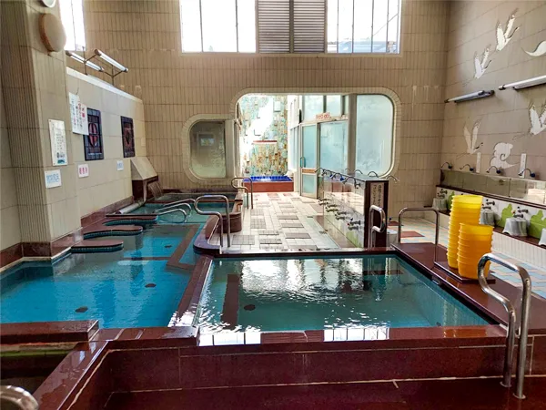 Bath facilities at New Kiyotaki Onsen