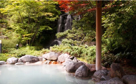 Noboribetsu Grand Hotel: Is the Open-Air-Bath Room Worth It?