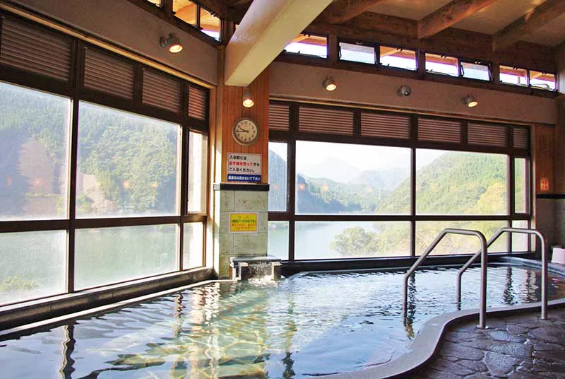 Mimikawa or Dontaro no Yu? Choosing a Day-Use Onsen in Misato, Miyazaki
