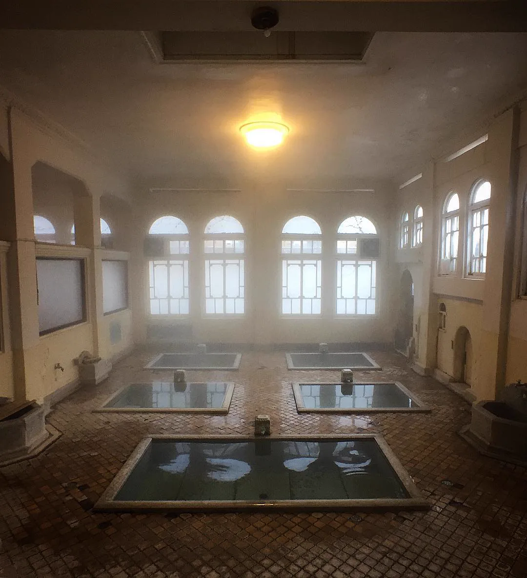 Shima Onsen in the Rain: Choose One Indoor Base, Not a Valley-Wide Walking Route
