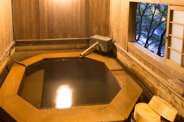 Ryokan Wakaba with Kids: When a Family Bath Is Enough