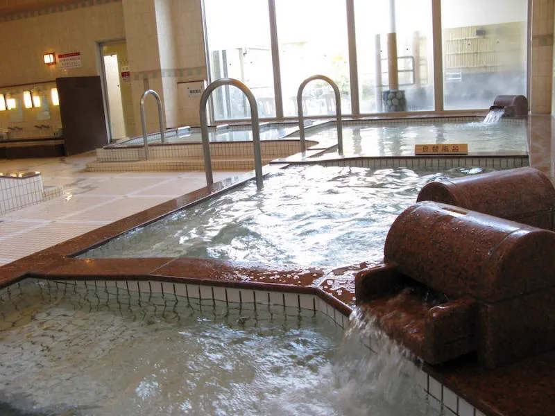 Indoor bath at Chikara no Yu