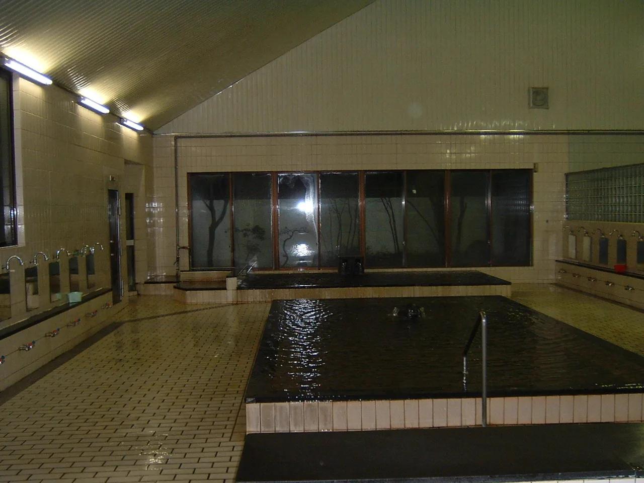 Owani Onsen Morning Baths: Wakamatsu or Aoyagi Kaikan?