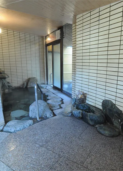 The indoor bath at Izumiso