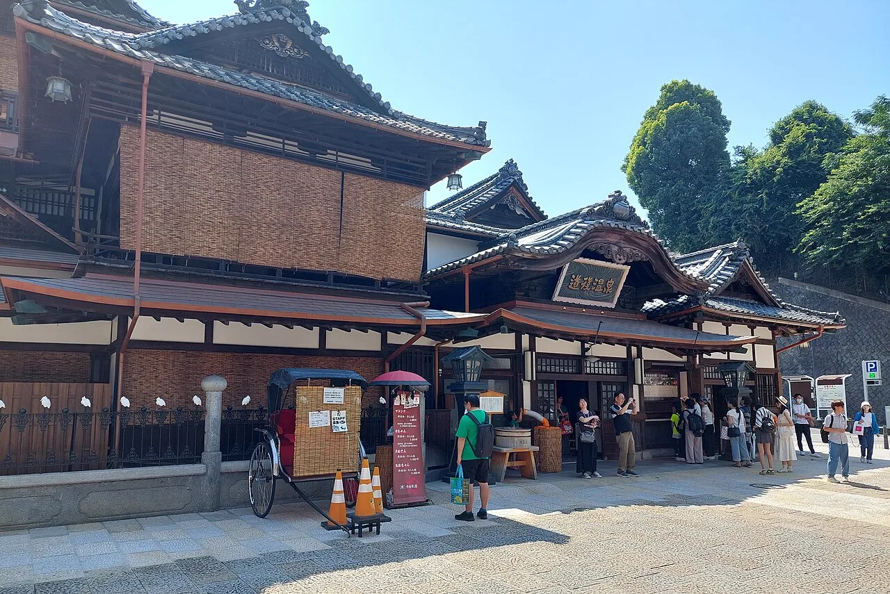 One Night in Dogo Onsen: A Two-Day Itinerary for the Baths and Matsuyama Castle