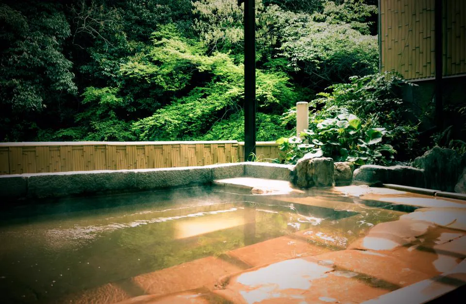 Riverside outdoor bath at Okumizuma Onsen