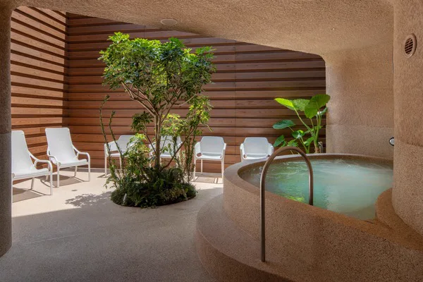Bathhouse facilities at Koganeyu Shinjuku