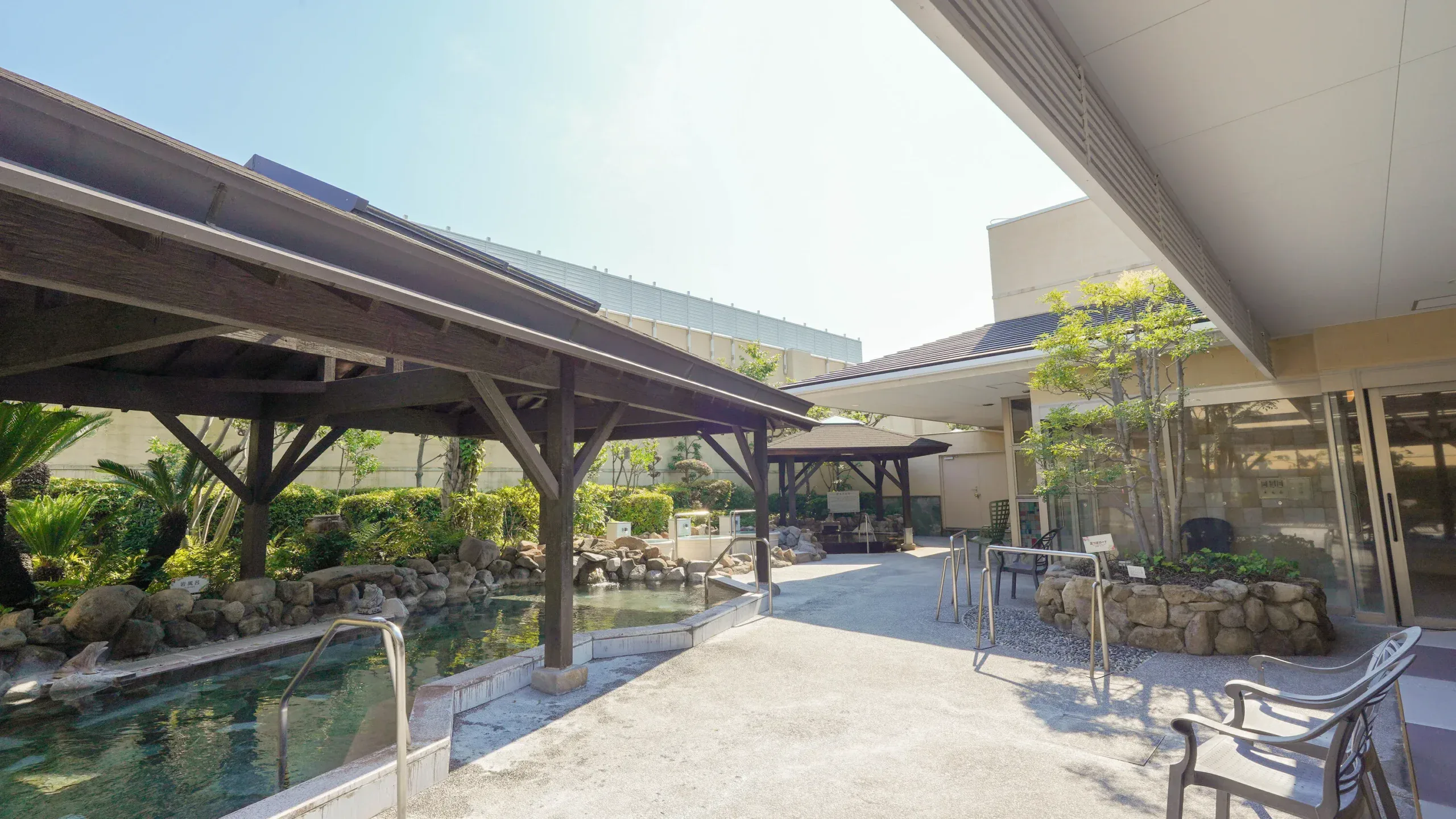 Bathing area at Naniwa no Yu
