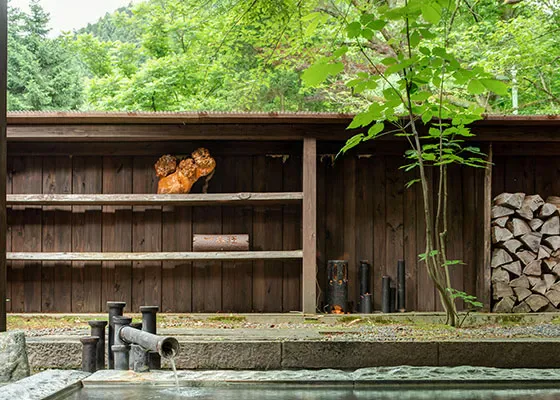 Hot spring bath at Issuiso in Sakihana