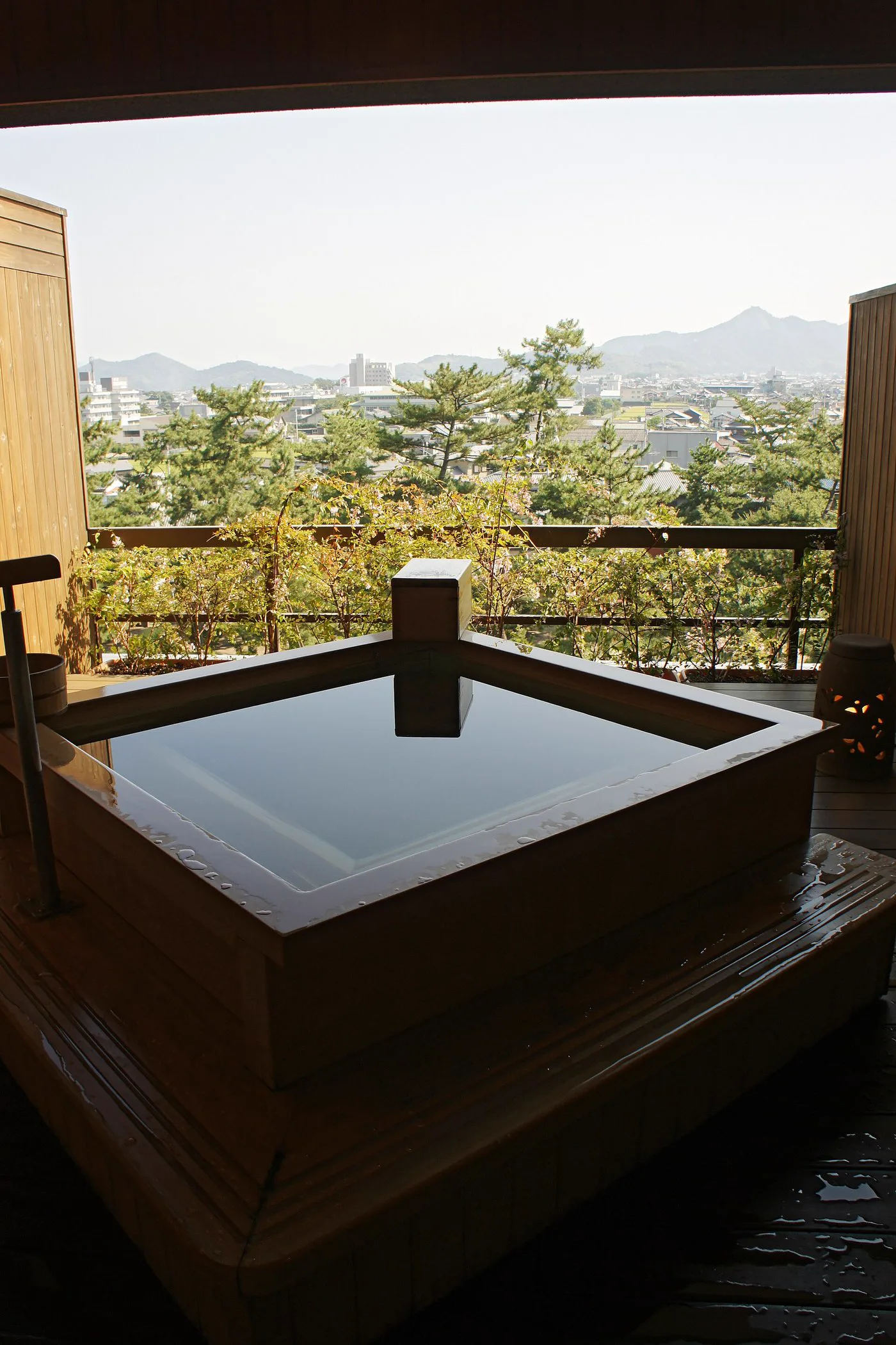 Kamisuwa Onsen hot-spring destination